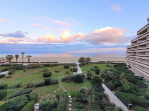 Canet Sud - T2 cabine 4/6 pers - Terrasse - Accès direct plage - FR-1-794-121